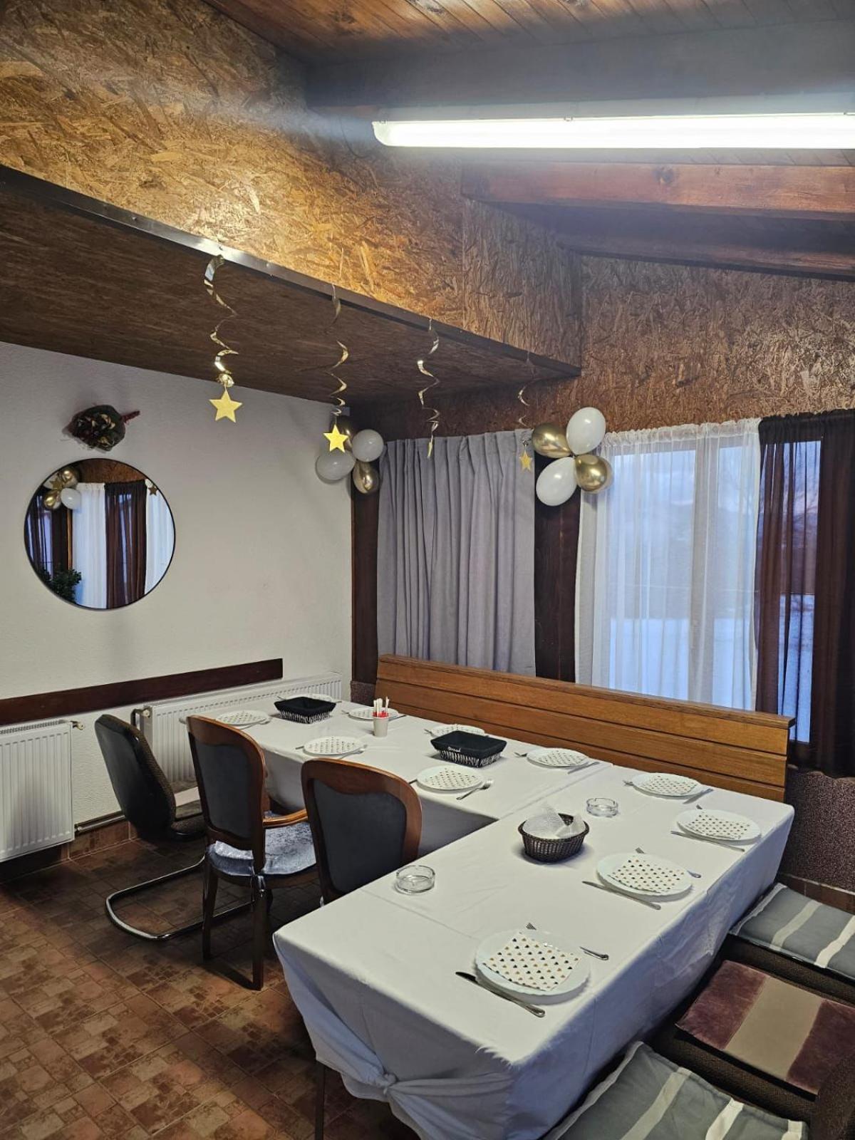 Apartments Marija Vrelo Korenicko Ngoại thất bức ảnh